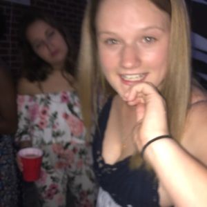 Meet your Posher, Rebekah